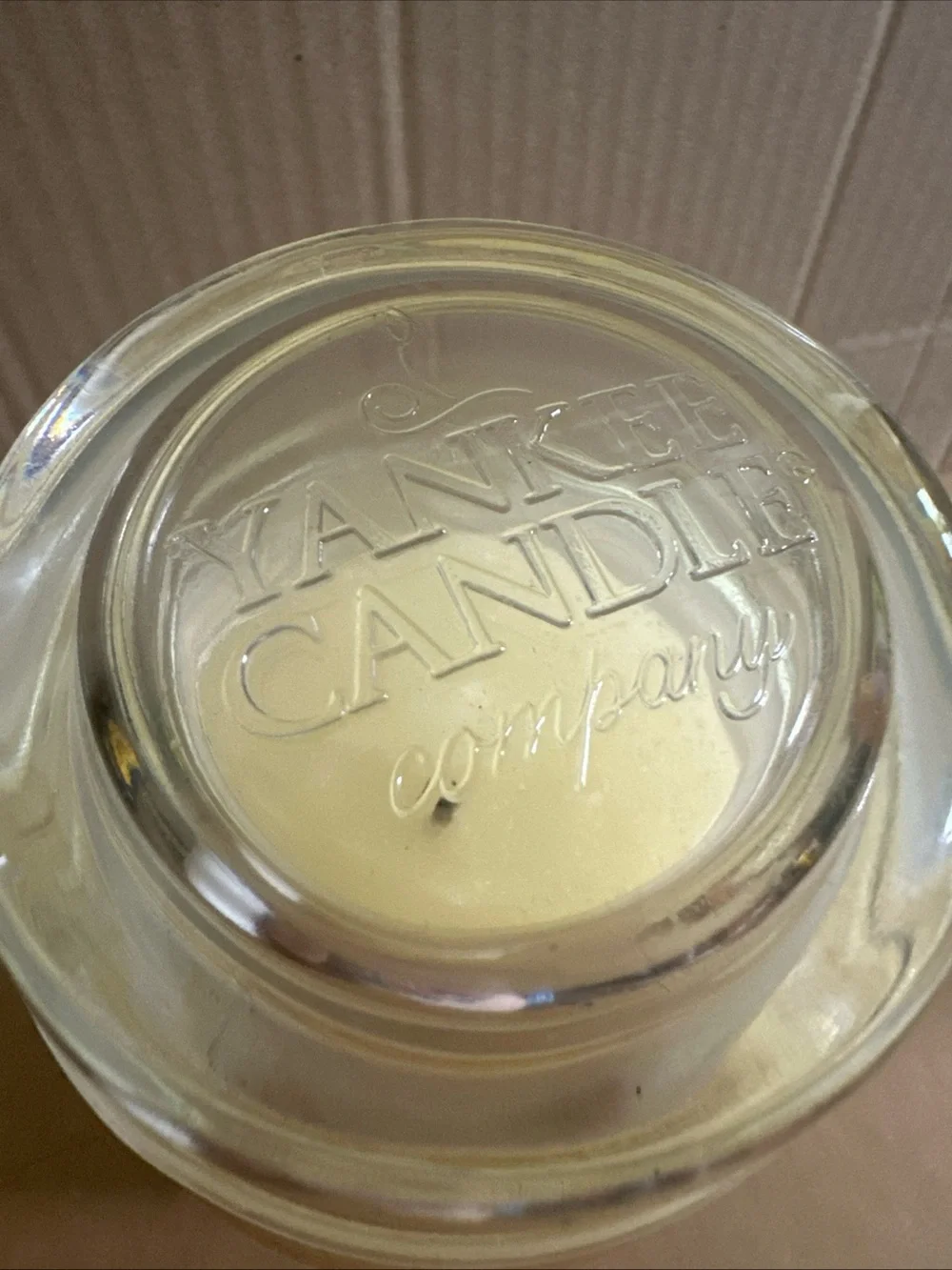 Yankee Candle table or